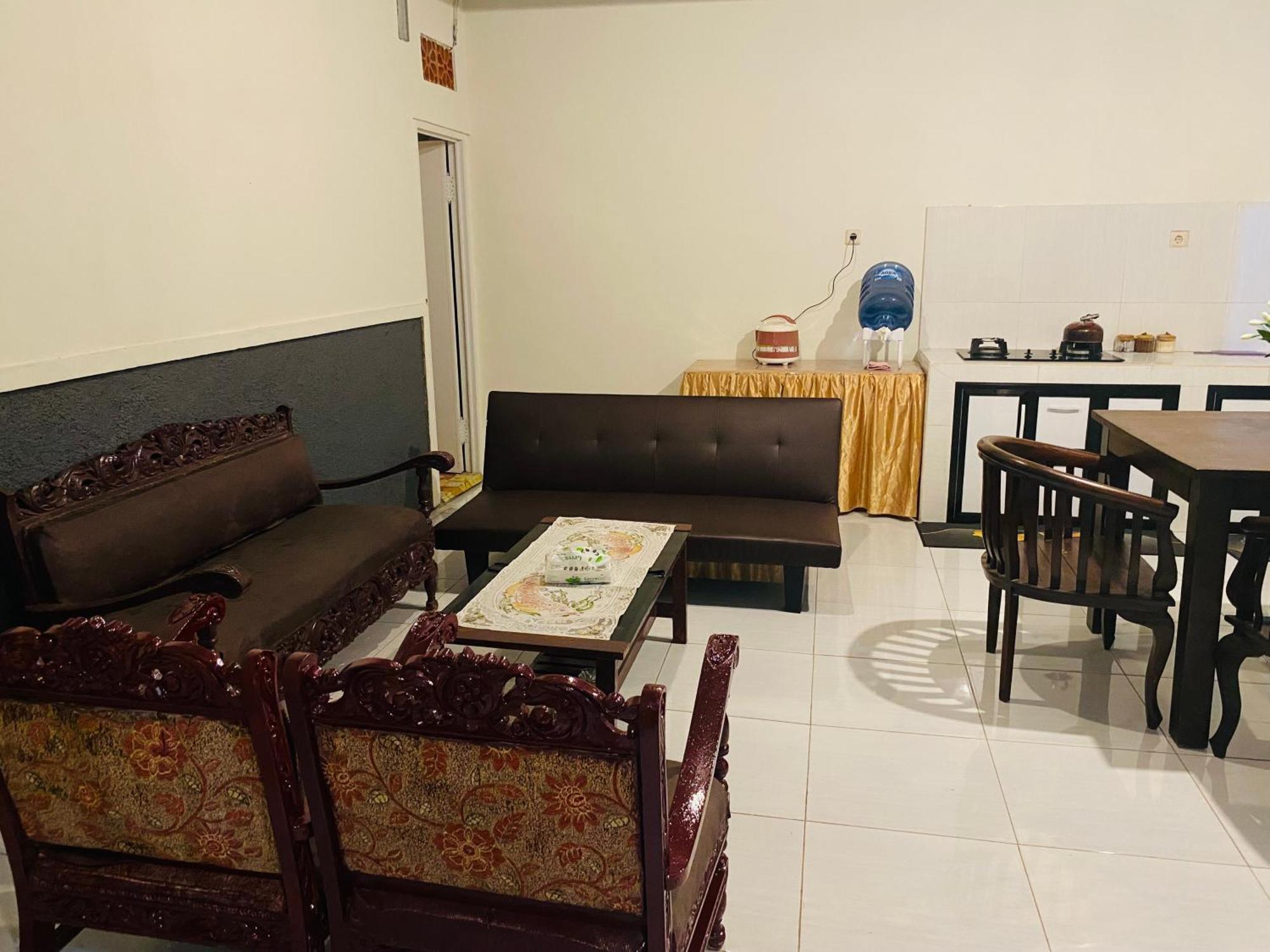 Robiu Bed & Breakfast Banyuwangi  Exterior photo
